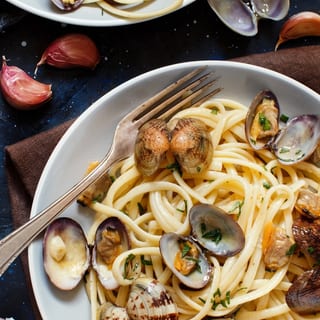 Pasta with Clams (White Sauce)